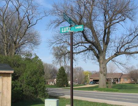 Auto Theatre - Corner Of Lot (newer photo)